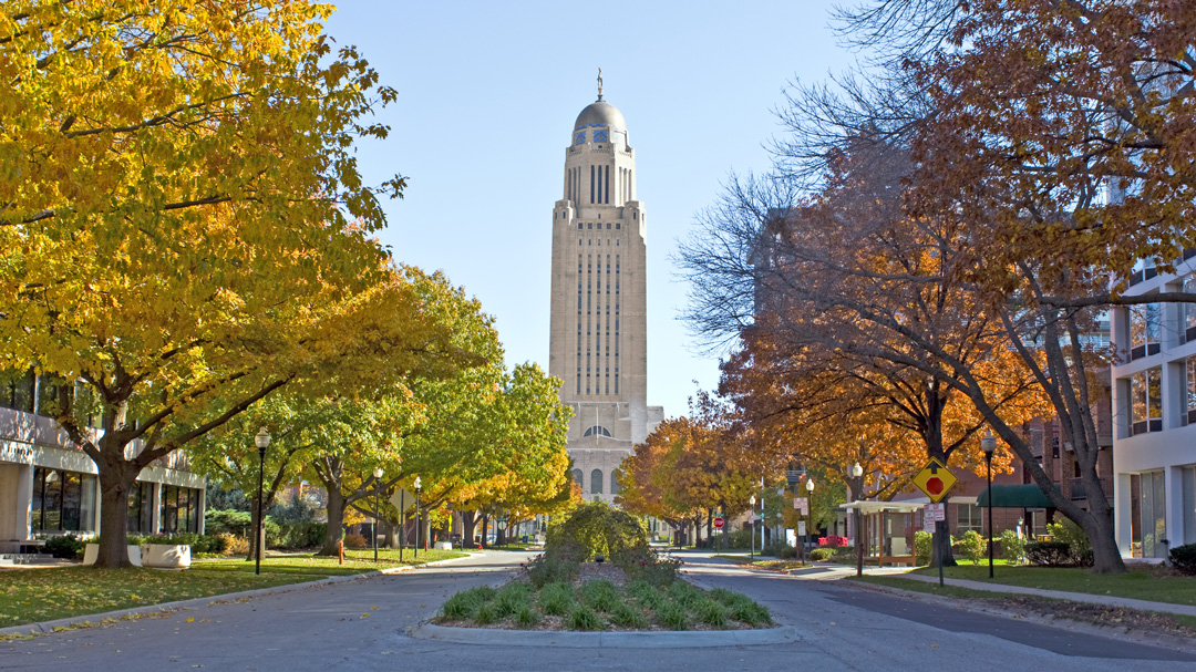 image of the Nebraska capital in the fall