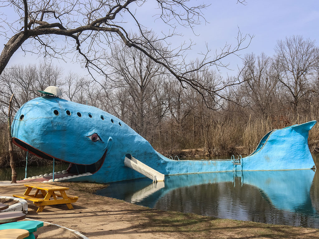 fabricated blue whale in catoosa oklahoma